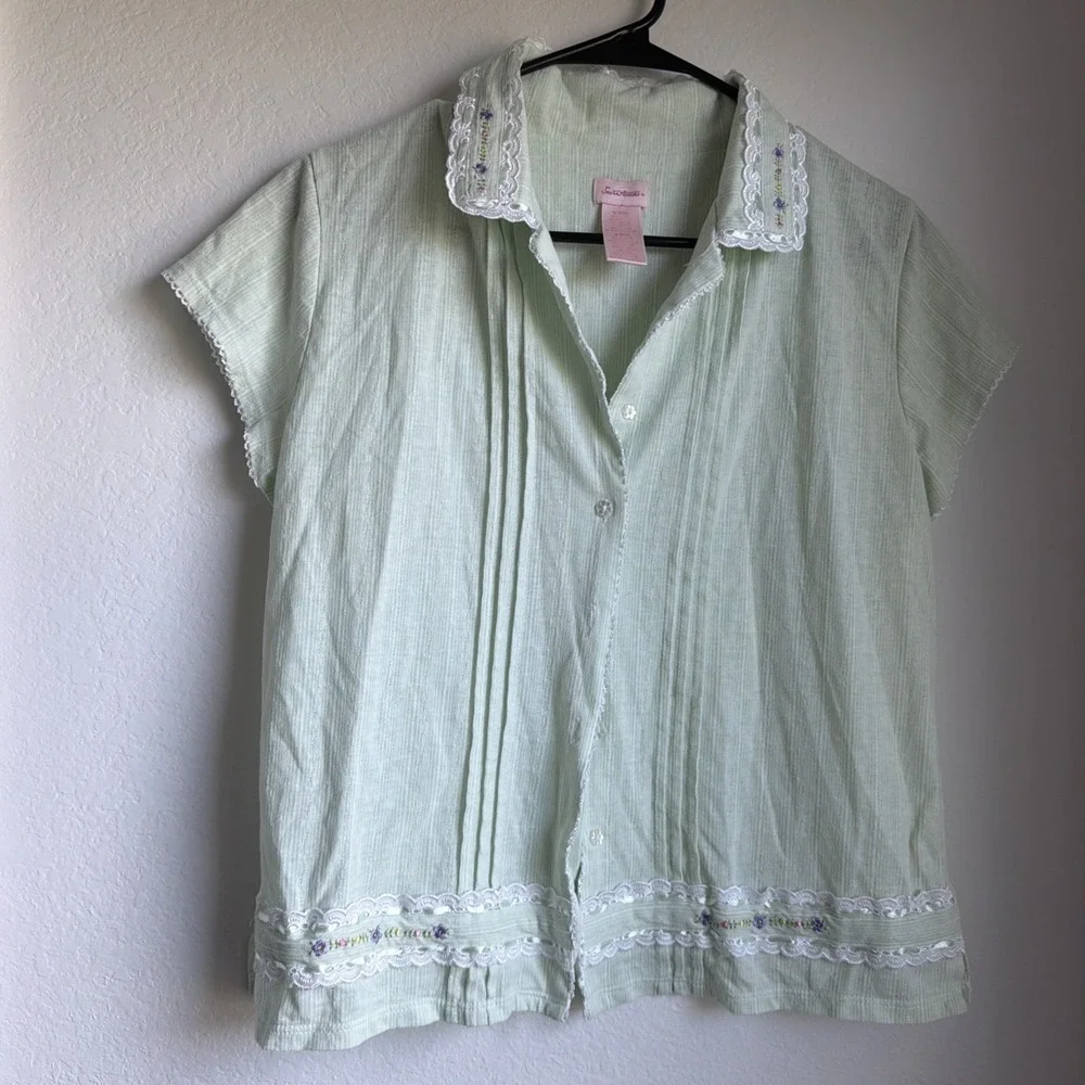 VTG SECRET TREASURES Mint Green Cotton Blend Sleepwear Top Size M